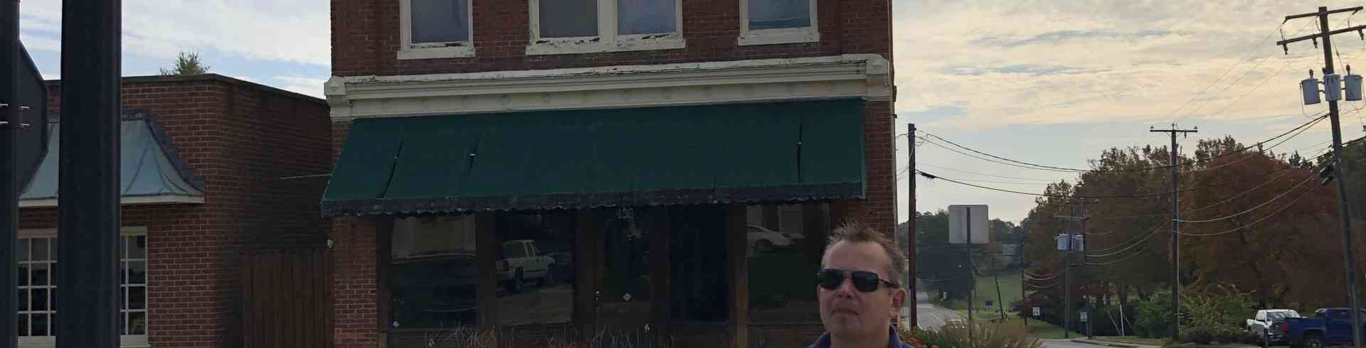The Sunnyside Sisters Bed and Breakfast / Clarksville VA / M in Boydton