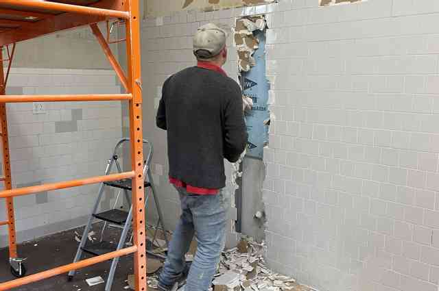 The Sunnyside Sisters Bed and Breakfast / Clarksville VA / M starts with hammering down the tiles