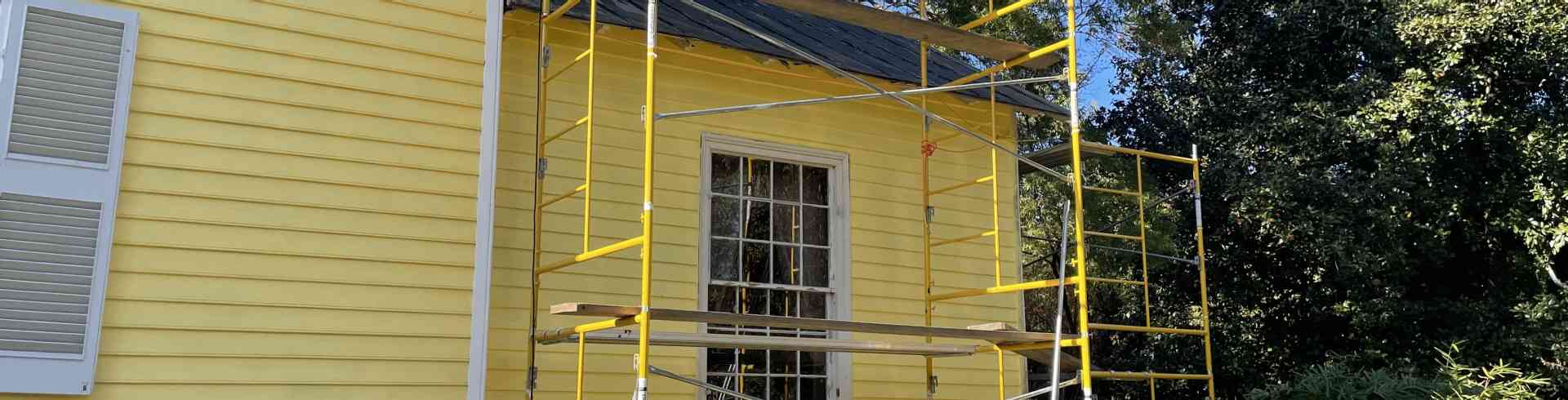 The Sunnyside Sisters Bed and Breakfast / Clarksville VA / Last part front of the house: done with yellow paint