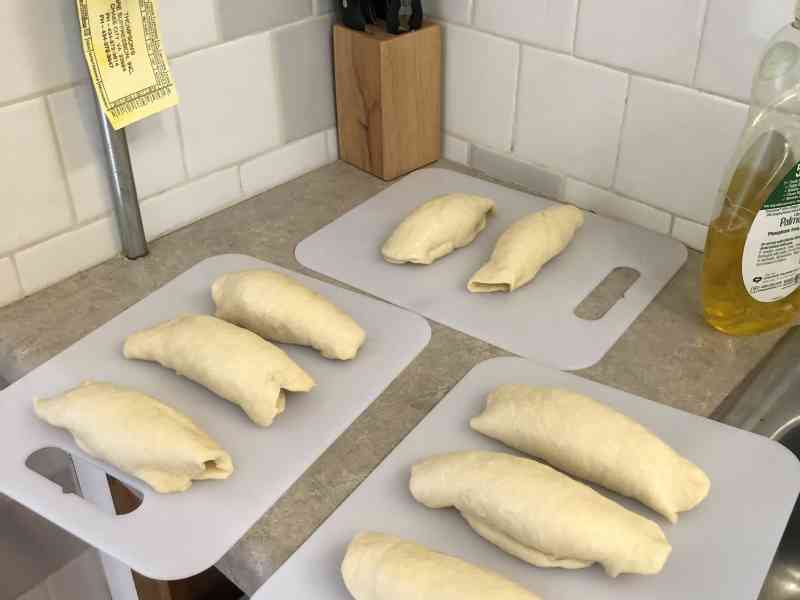 Besides hiking the property yesterday I baked bread, 'worstenbroodjes' and for dinner, pancakes. Because the bread flour is not the same as in Holland I have to…
