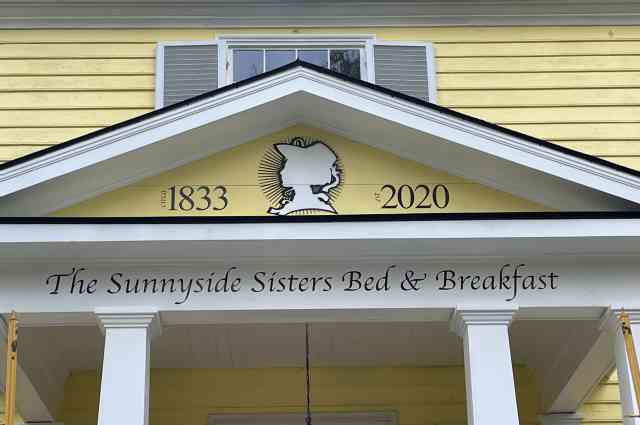 The Sunnyside Sisters Bed and Breakfast / Clarksville VA / The Sunnyside Sisters Bed and Breakfast