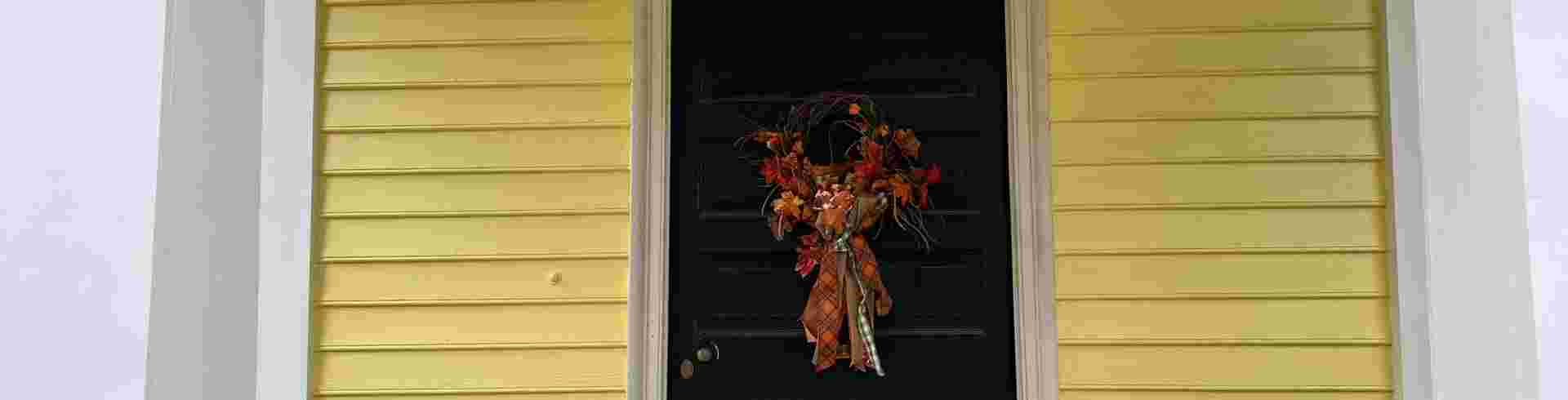 The Sunnyside Sisters Bed and Breakfast / Clarksville VA / Fall wreath - gift from Patty - we love it!!!