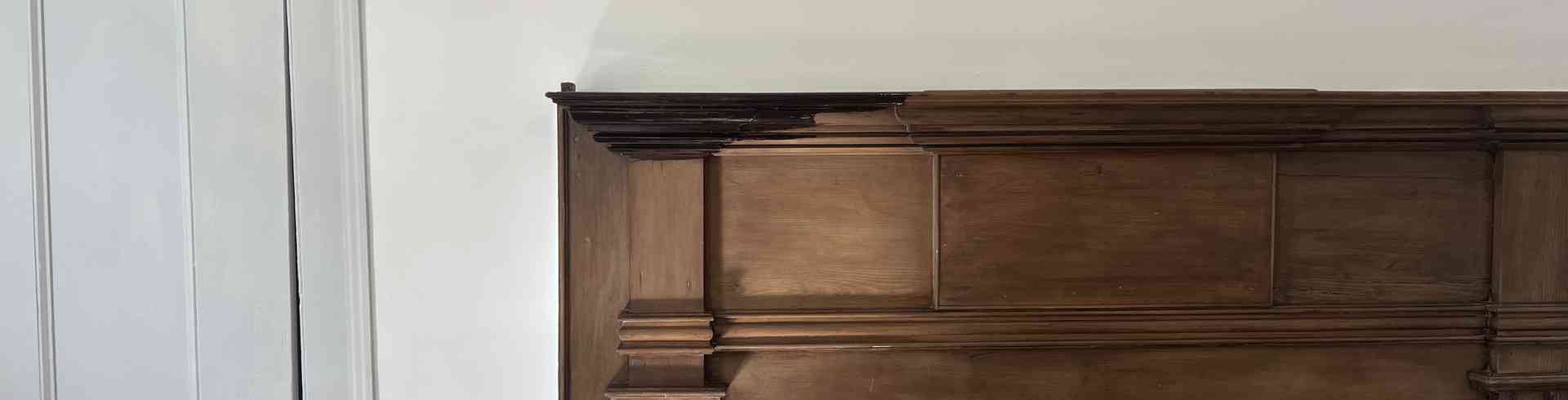 The Sunnyside Sisters Bed and Breakfast / Clarksville VA / Staining the mantel