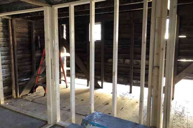 The Sunnyside Sisters Bed and Breakfast / Clarksville VA / Mud room