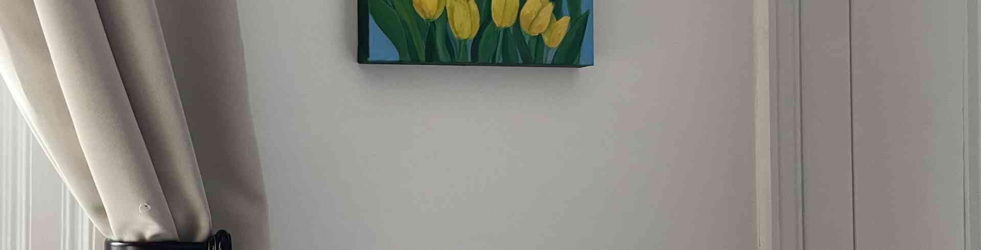 The Sunnyside Sisters Bed and Breakfast / Clarksville VA / Yellow tulips for the Miss Agnes Suite