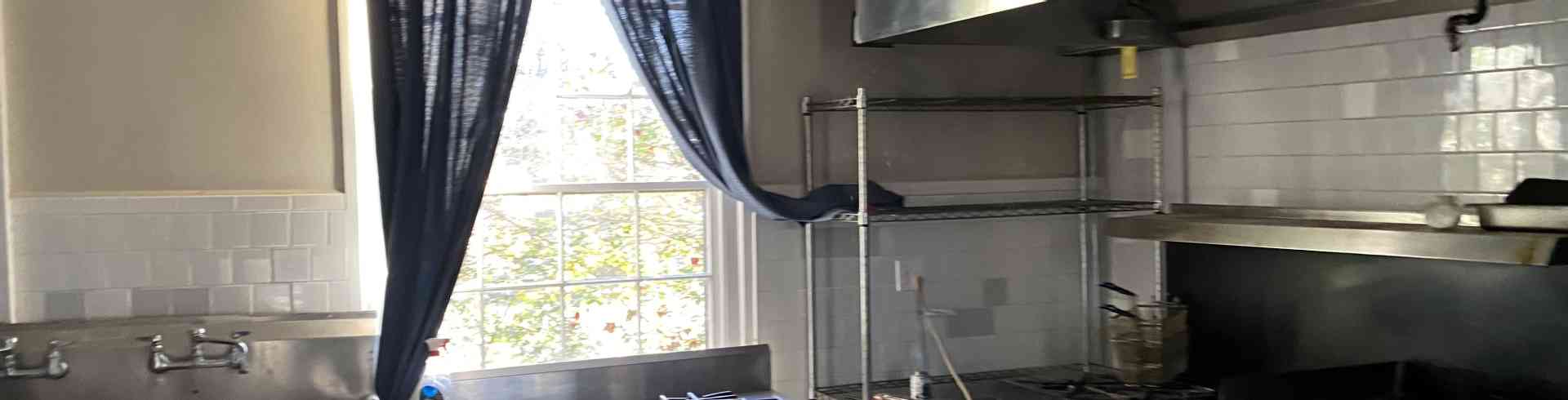 The Sunnyside Sisters Bed and Breakfast / Clarksville VA / How the Kitchen was