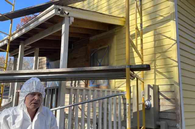 The Sunnyside Sisters Bed and Breakfast / Clarksville VA / M spray painting kitchen side