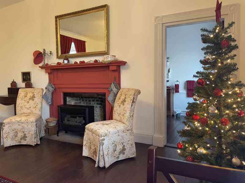 Farewell to Sinterklaas, welcome Santa! Our rooms are all getting in the Christmas spirit and wow! It's magical! We love this time of the year!!!Have a great…