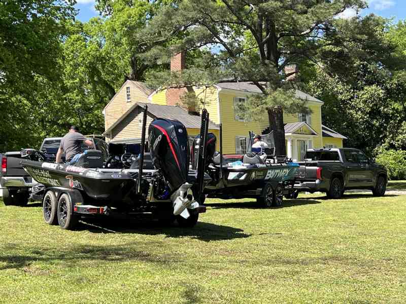 Tomorrow the Bassmaster Open at Buggs Island Lake starts. This fishing tournament with 220 anglers was last held here in 1998.  And we are very excited that two…