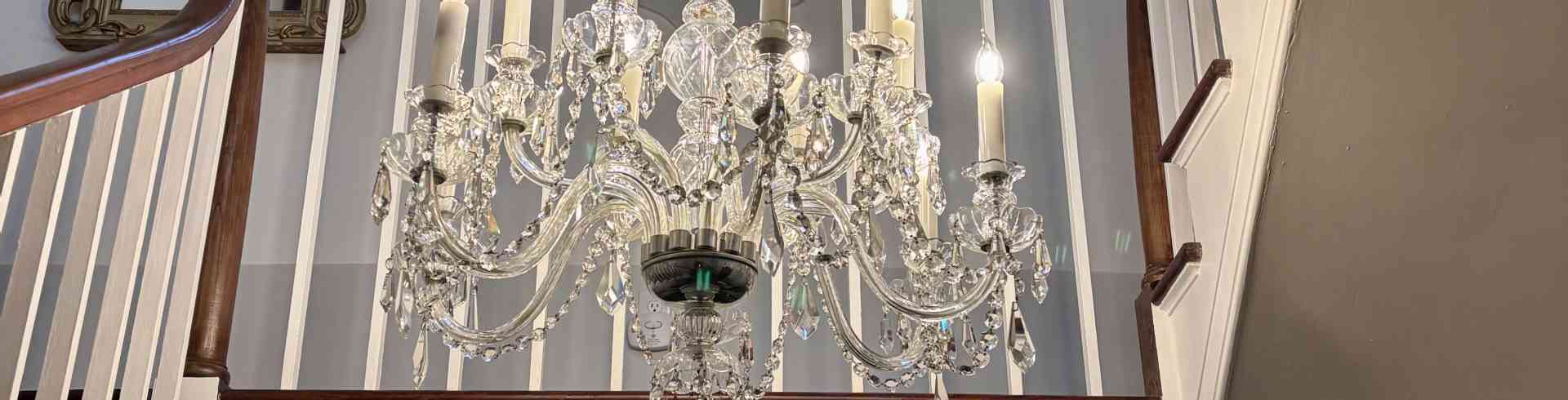 The Sunnyside Sisters Bed and Breakfast / Clarksville VA / Antique chandelier lobby Sunnyside Sisters B&B