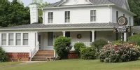 The Sunnyside Sisters Bed and Breakfast / Clarksville VA / Stay / Things To Do /  Clarksville Regional museum