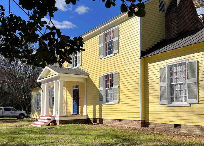 Sunnyside Estate — Historic Virginia Estate for Sale / Thoughtfully restored